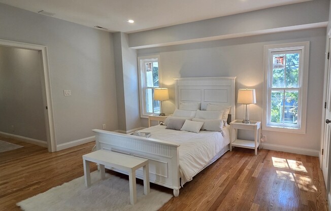 4 beds, 2.5 baths, 2,955 sqft, $6,000