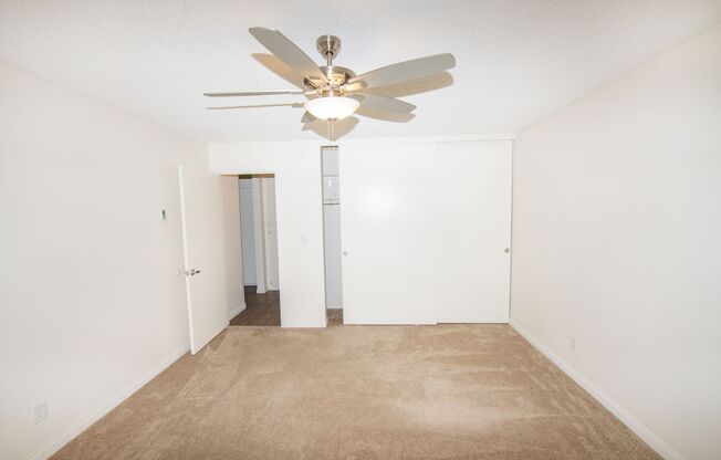 1 bed, 1 bath, 740 sqft, $2,350