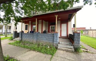 577 E Starr Ave