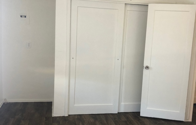 1 bed, 1 bath, 550 sqft, $975, Unit 423