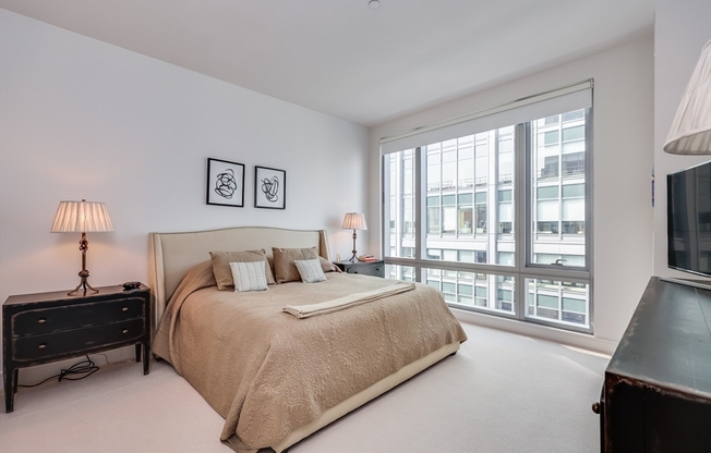 2 beds, 2 baths, 1,257 sqft, $6,750, Unit PH20L