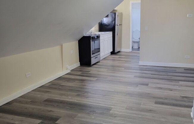 2219 S. Oakley