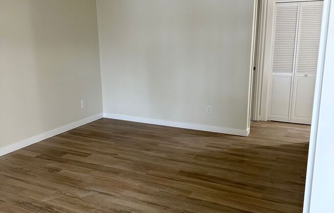1 bed, 1 bath, 680 sqft, $1,195, Unit 0036