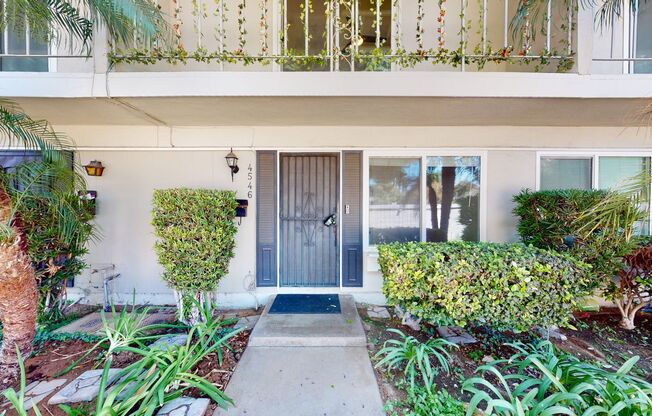 4546 Jamestown Drive – Cozy 2 Bedroom 1.5 Bath Townhouse in Yorba Linda!