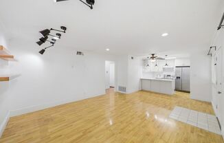 Available Now! Darling Condo in Rancho Cordova.