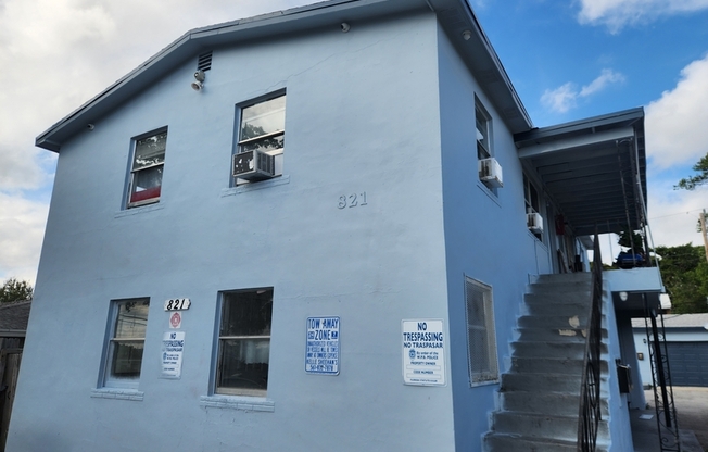 821 14 ST