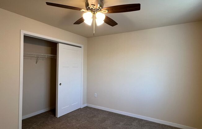 2 beds, 1 bath, 1,032 sqft, $1,345, Unit AT 719-19