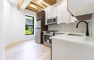 180 5 AVE