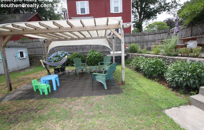 165 LYNN FELLS PKWY