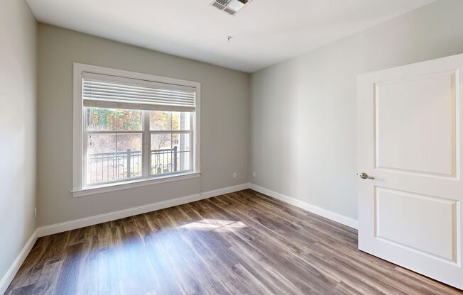 1 bed, 1 bath, 775 sqft, $2,275, Unit 2205