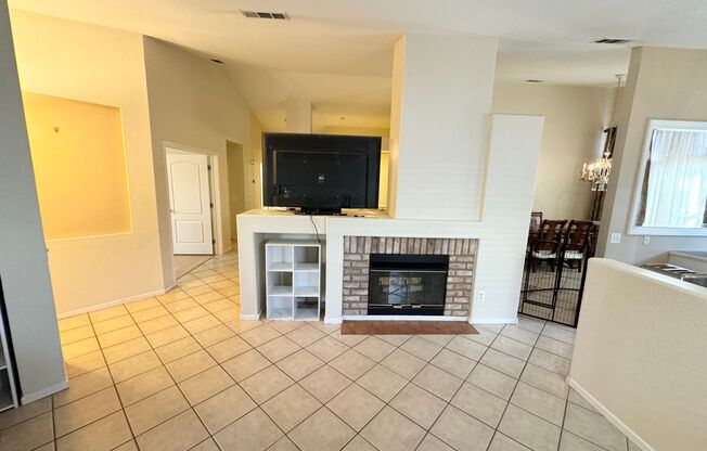 3 beds, 2 baths, $2,850