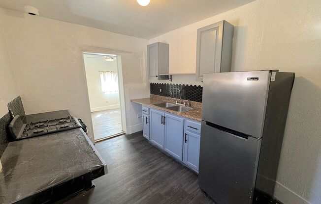 1 bed, 1 bath, 785 sqft, $875, Unit Unit A