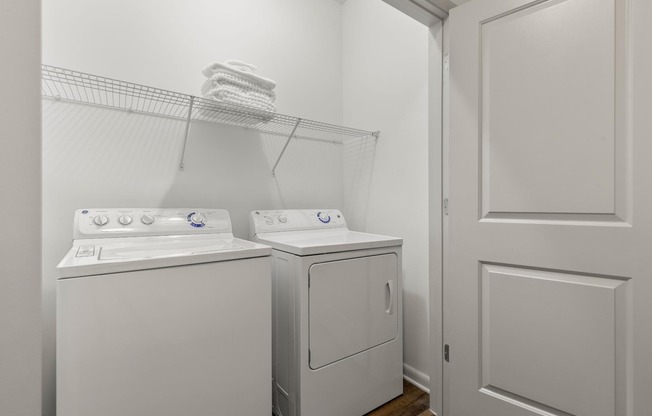 Legacy Renovated Home - Laundry