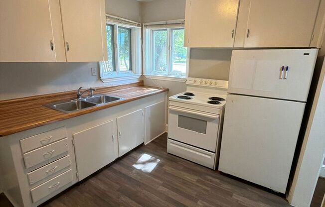 T.R. Lawing Realty Property