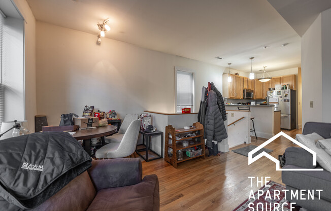 1935 N. Wood, Unit G