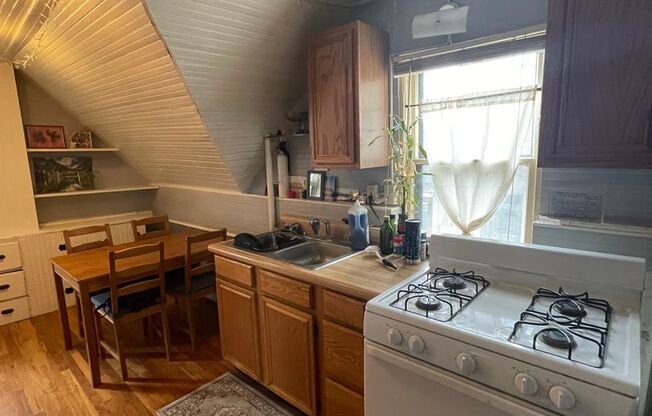 1 bed, 1 bath, 500 sqft, $1,225