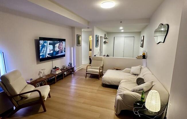 Studio, 1 bath, 594 sqft, $3,795, Unit 2A