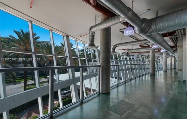 3 beds, 2 baths, $4,300, Unit # 818