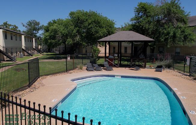 2 beds, 2 baths, 883 sqft, $895, Unit 806