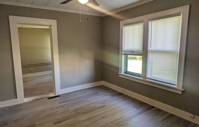 Cumberland Square Apartments