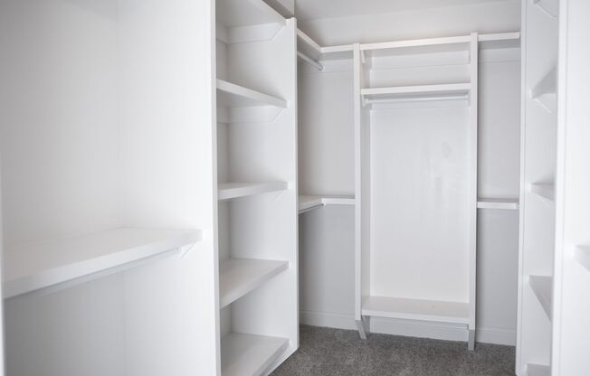 1 bed, 1 bath, 870 sqft, $1,945, Unit 304