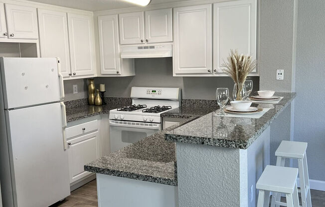 1 bed, 1 bath, 682 sqft, $1,695
