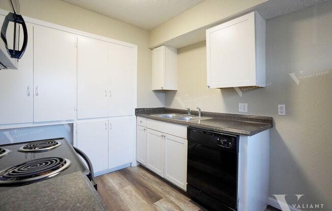 2 beds, 1 bath, 750 sqft, $925, Unit 206