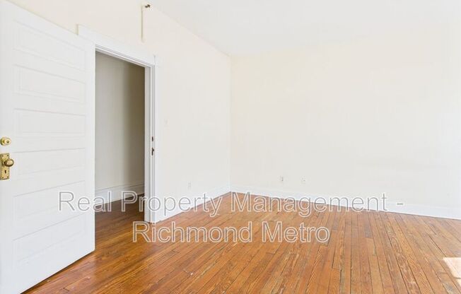 200 W BROAD ST