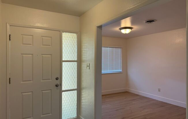 Beautifully Renovated 3 Bed 2 Bath!