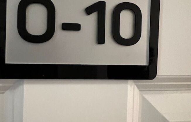 Studio, 1 bath, 156 sqft, $895, Unit O10