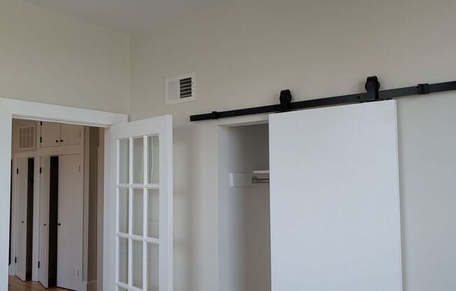 2 beds, 2 baths, $3,780, Unit 4A