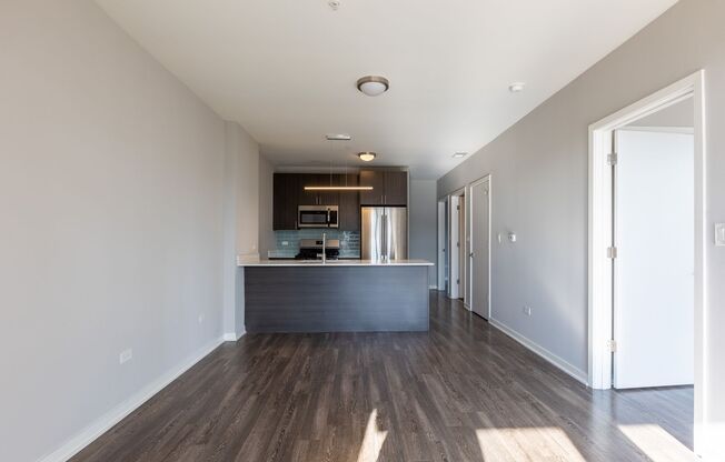 2 beds, 2 baths, 869 sqft, $3,950, Unit 1552-201