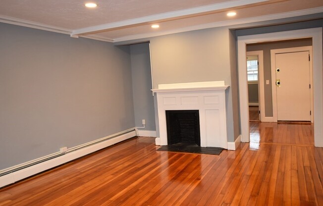 11 HAMMOND ST