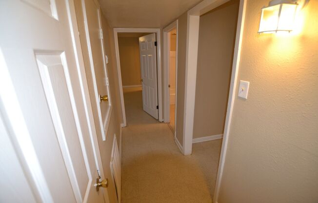 2 bedroom, 2 bath apartments in Sherwood Forest Oaks
