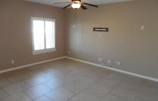 4 beds, 2.5 baths, $1,595