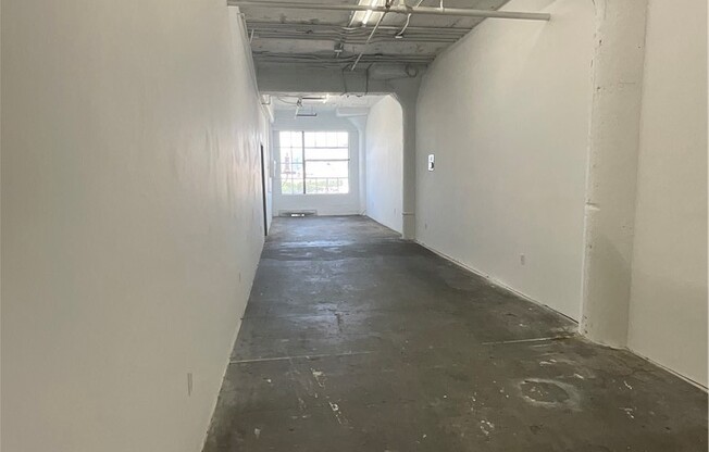 Studio, 850 sqft, $1,200, Unit 504