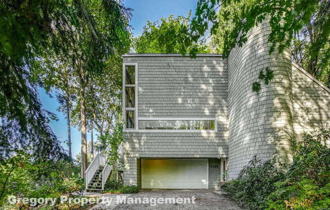 2914 E LK SAMMAMISH PKWY NE