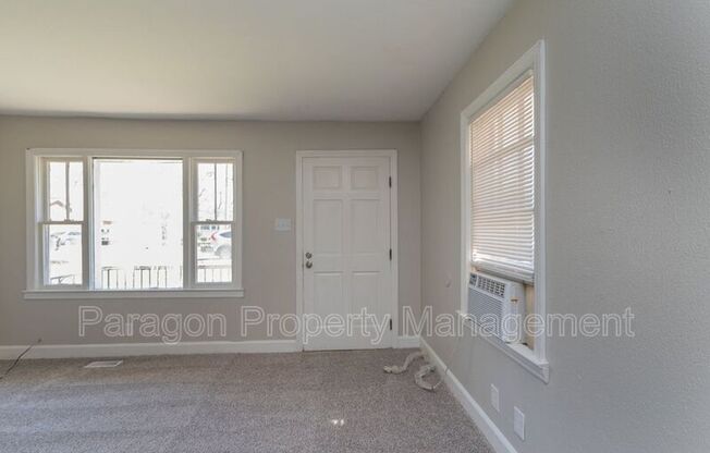 1116 8 AVE
