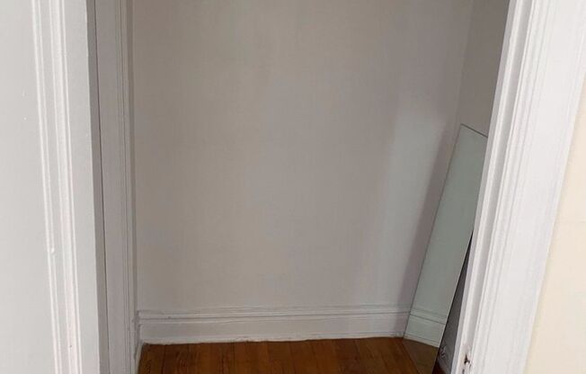 Studio, 1 bath, $1,800, Unit E16