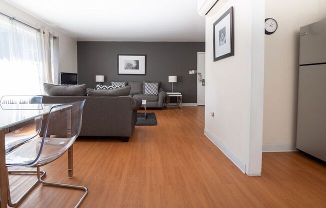 2 beds, 1 bath, 750 sqft, $1,795, Unit C104