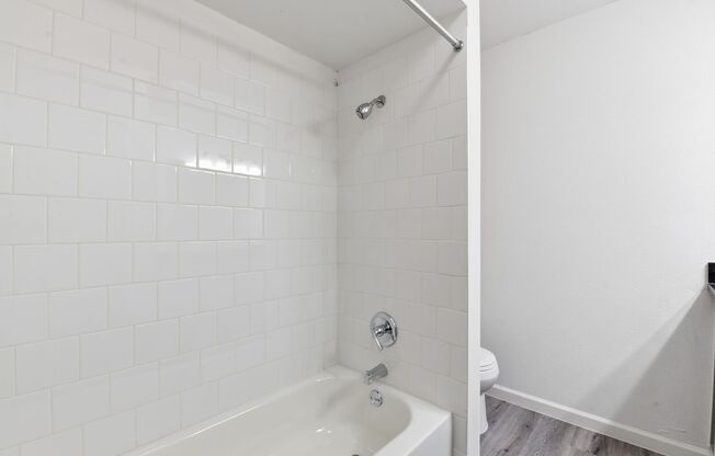 2 beds, 2.5 baths, 1,120 sqft, $1,379, Unit 309