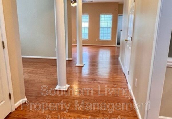 11840 ROYAL CASTLE CT