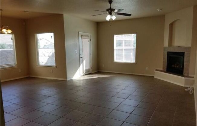 3 beds, 2 baths, $1,625