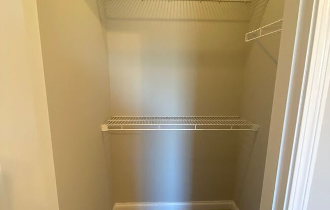 1 bed, 1 bath, 780 sqft, $795, Unit 228-121