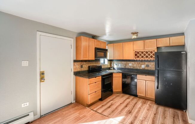 1355 Gaylord Street -LM