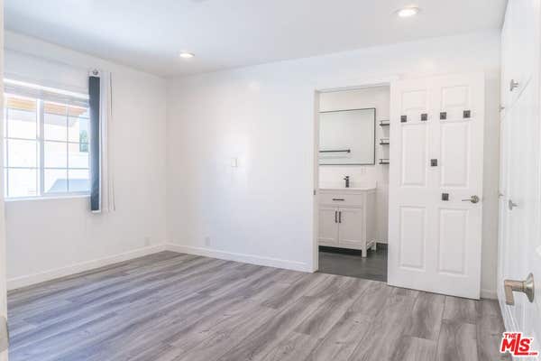 6337 BELLAIRE AVE