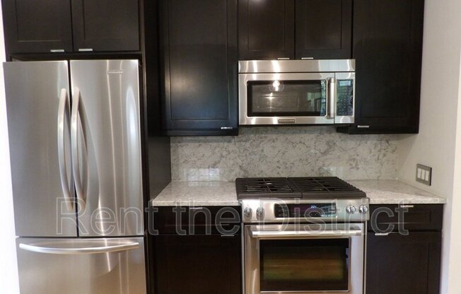 2926 Porter St NW Unit 203