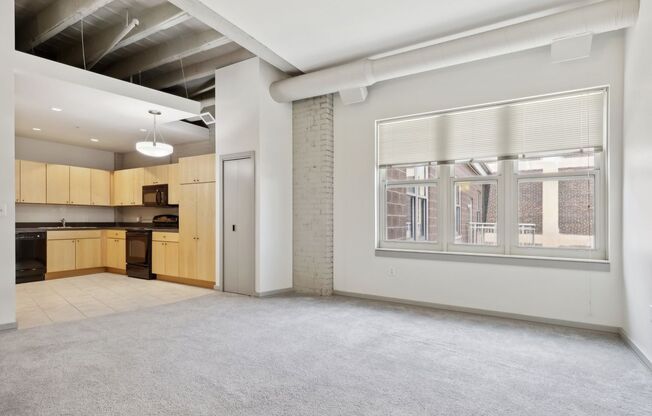 1 bed, 1 bath, 1,021 sqft, $1,575, Unit 209