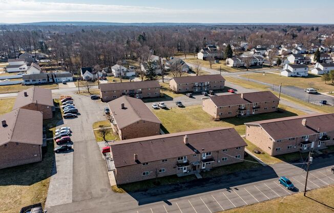 2 beds, 1.5 baths, 950 sqft, $1,170, Unit F-4