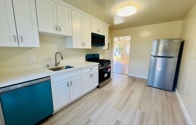 2 beds, 1 bath, 825 sqft, $3,245, Unit 1